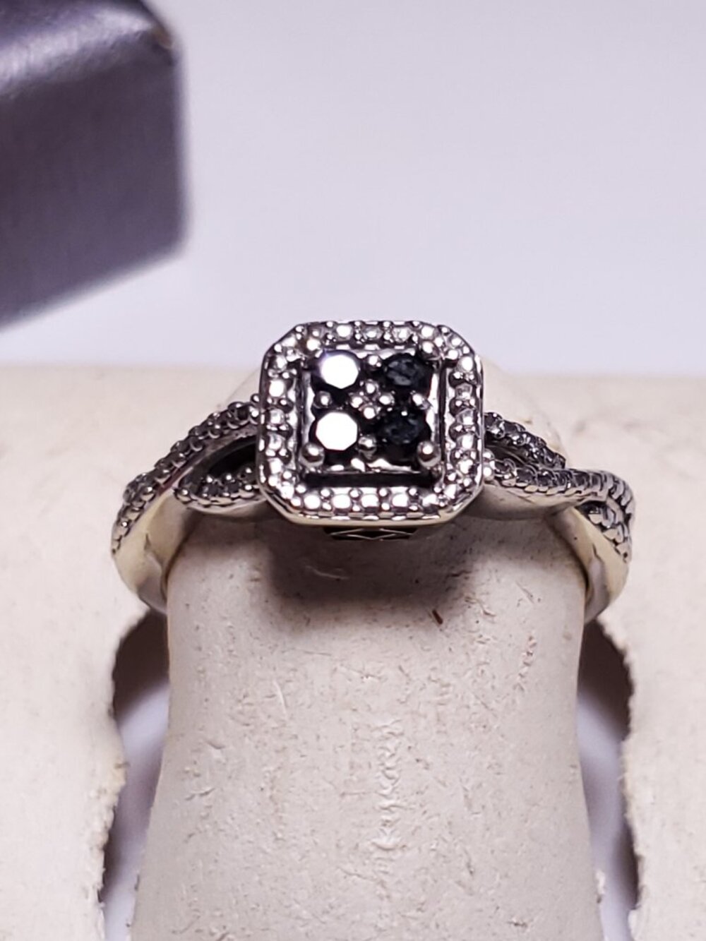 Estate .12ctw Natural Black Diamond square Halo top 10Kt W/Gold S-5 Ring #25170